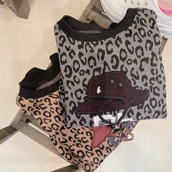 Leopard print sweatshirt - Picture 1 of 9